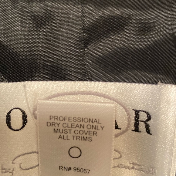 Oscar de la Renta Gen Leather Trim, Excellent Condition, measurements in photos - Picture 11 of 11